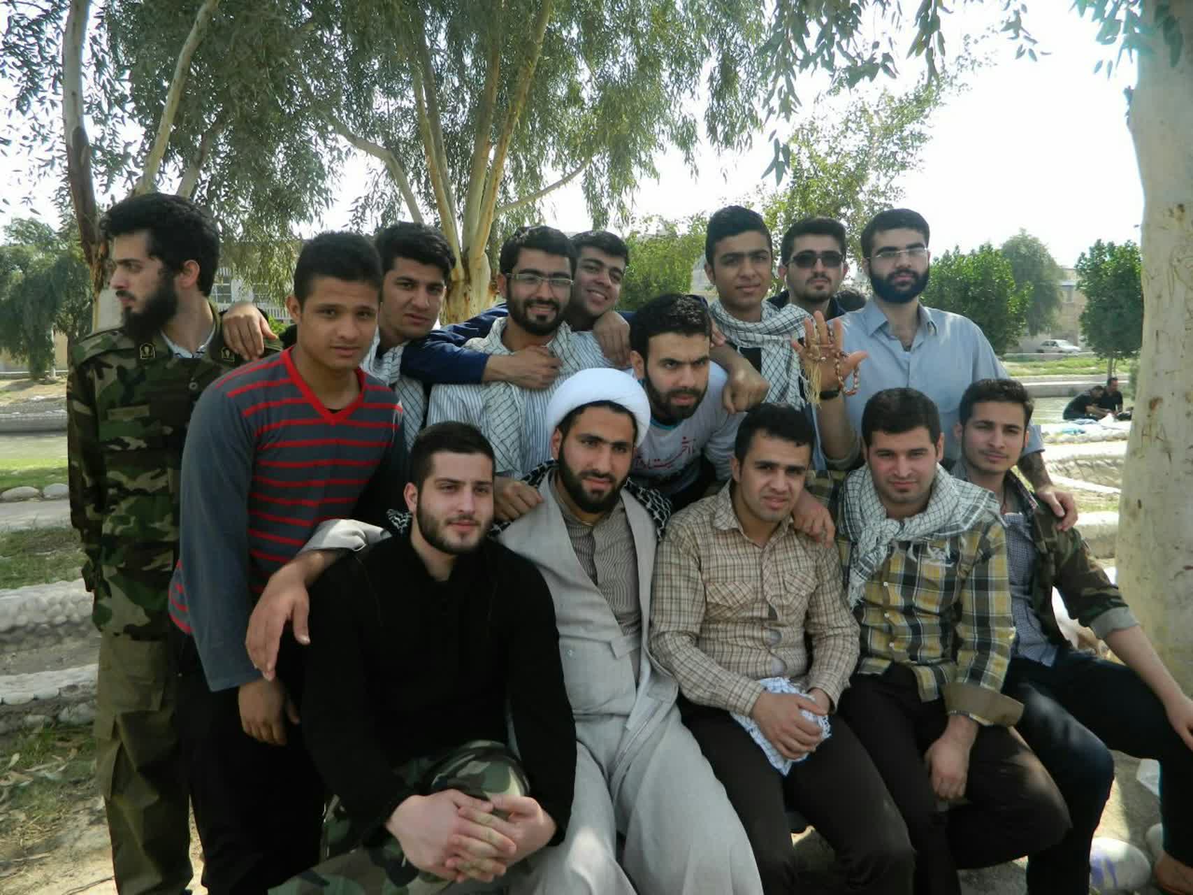 فراخوان عضویت در بسیج دانشجویی پایگاه شهید سرافراز دکتر مصطفی چمران موسسه آموزش عالی علوم و فناوری آریان